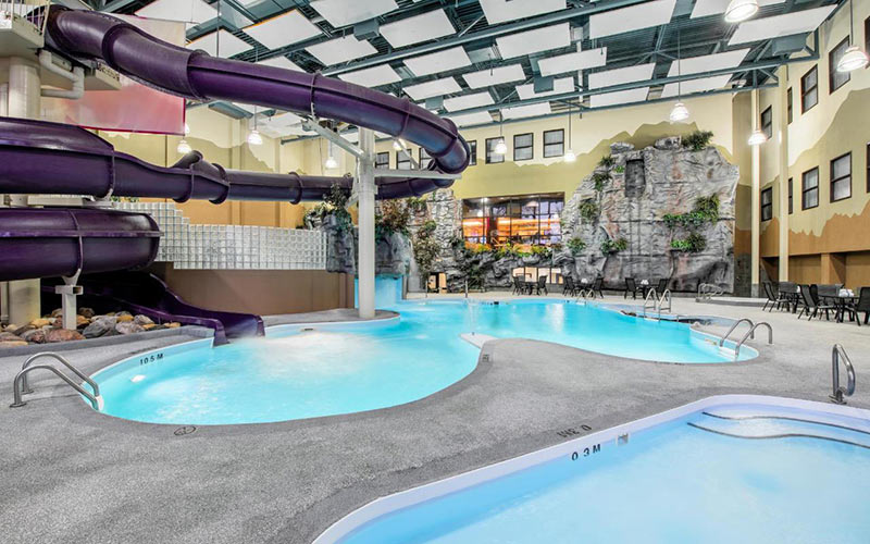 Clarion Hotel Winnipeg indoor pool with waterslide