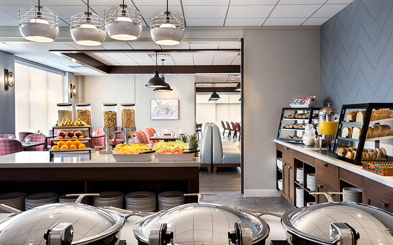 breakfast at the Holiday Inn Montreal-Longueuil Hotel restaurant