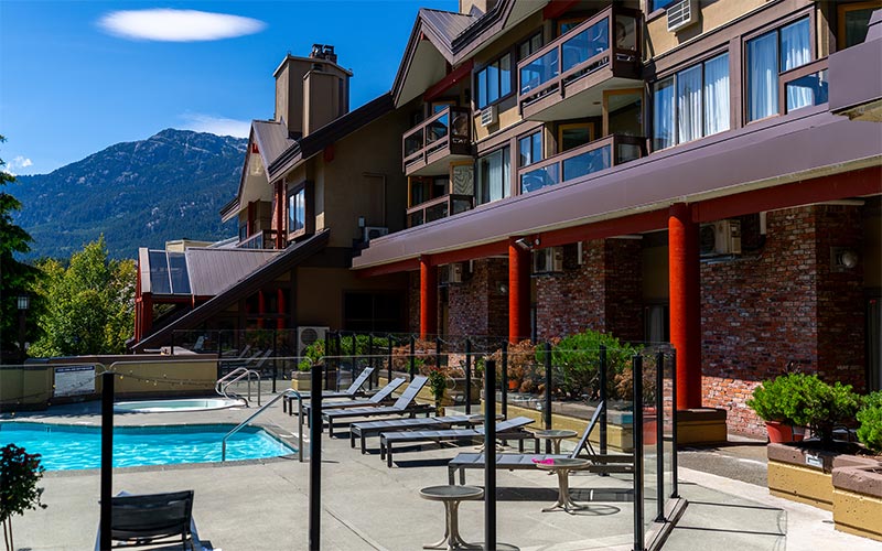 Whistler Village Inn + Suites 
